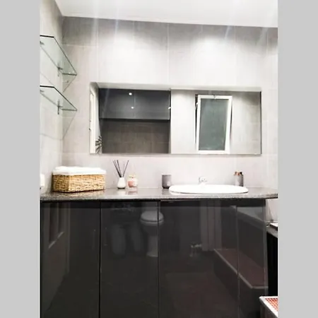 Appartement 1, Kotzia Str. & Poseidonos Avenue, Alimos Athènes